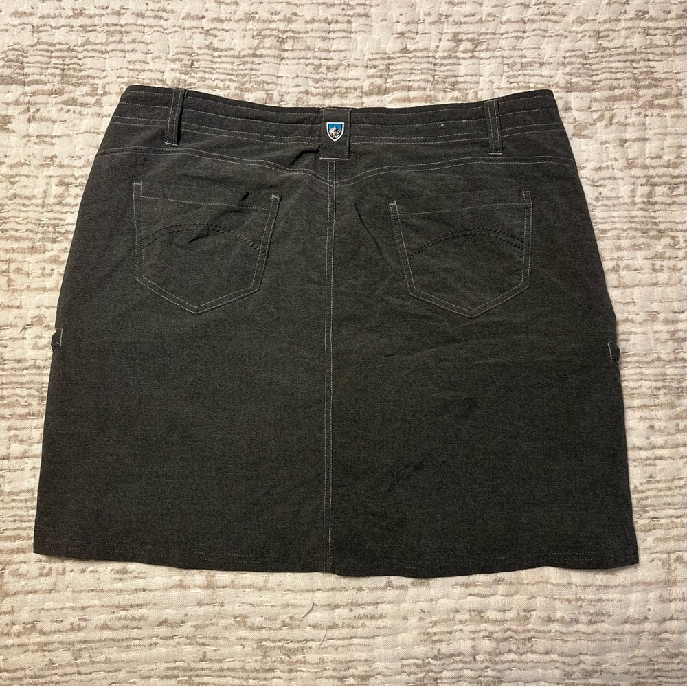 KUHL Cargo Skorts 10 - Picture 4 of 8